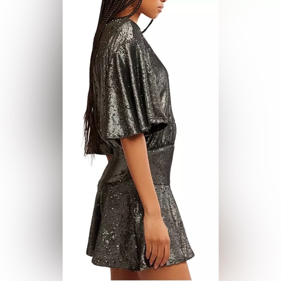 Free People Women's Manuka
Sequin Flutter-Sleeve Mini Dress. Medium - Picture 3 of 7